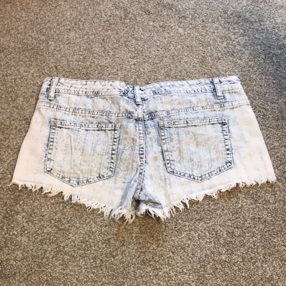 Jean shorts - Picture 3 of 3